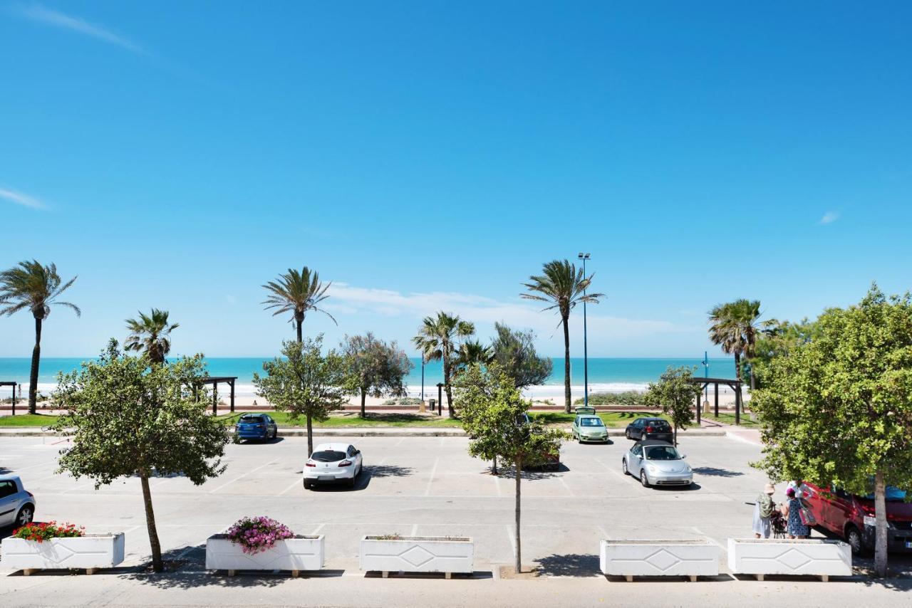 Barrosa Primera Linea De Playa شيكلانا دي لا فرونتيرا المظهر الخارجي الصورة